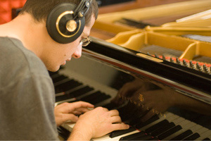 Ofir Shwartz Biography